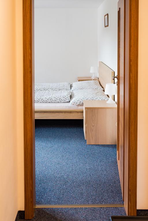 Apartmany Na Namesti Bozi Dar Exterior photo